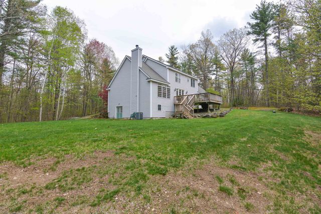 17 Aldrich Street, Litchfield, NH 03052
