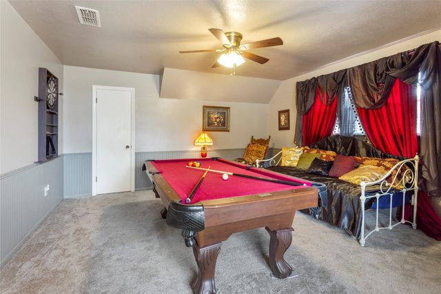 5104 E Bayou Drive, Dickinson, TX 77539