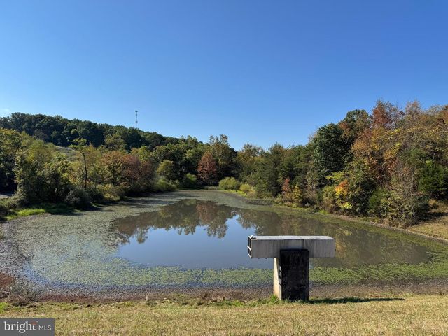 FEARNOW RD, Berkeley Springs, WV 25411