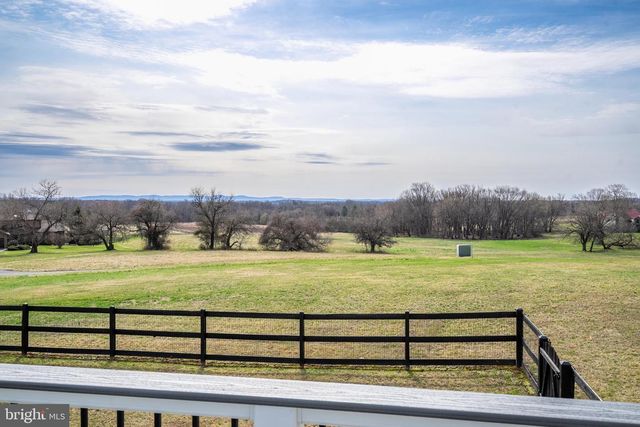 18222 WHITEHALL FARM LN, Bluemont, VA 20135