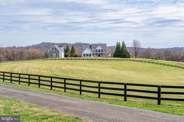 18222 WHITEHALL FARM LN, Bluemont, VA 20135