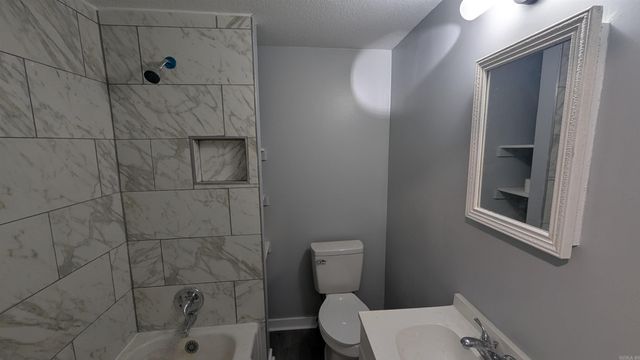 215 Mayo Drive, Piggott, AR 72454