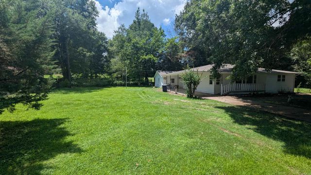 215 Mayo Drive, Piggott, AR 72454