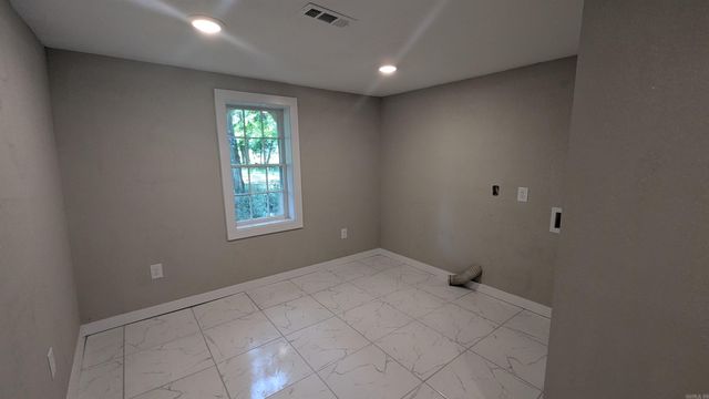 215 Mayo Drive, Piggott, AR 72454