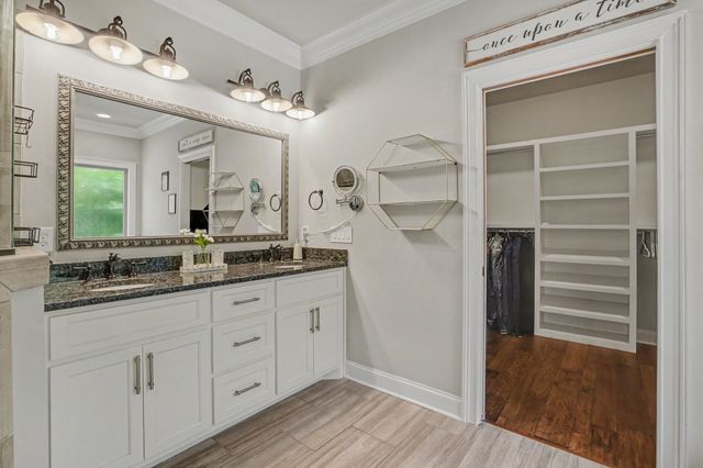 1929 Fairhaven Ln, Murfreesboro, TN 37128