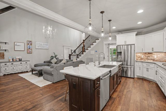 1929 Fairhaven Ln, Murfreesboro, TN 37128