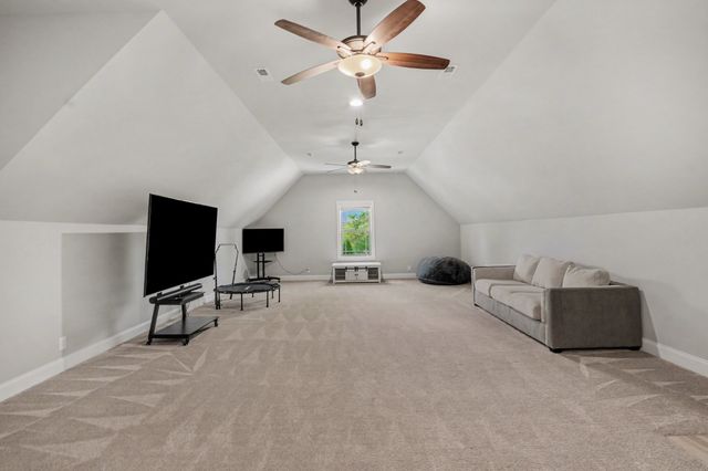1929 Fairhaven Ln, Murfreesboro, TN 37128