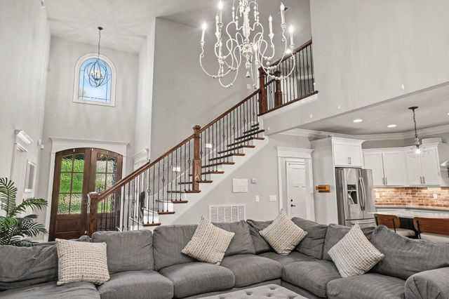 1929 Fairhaven Ln, Murfreesboro, TN 37128