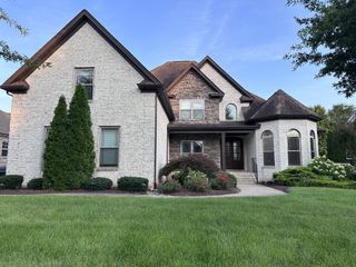 1929 Fairhaven Ln, Murfreesboro, TN 37128