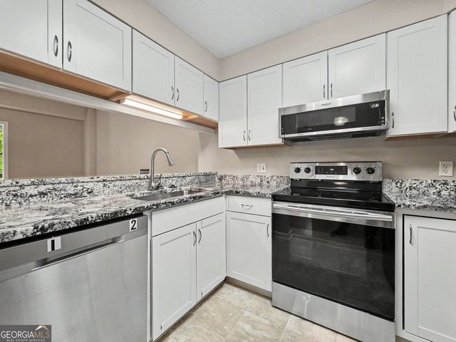 1800 Clairmont Lk Lake A314, Decatur, GA 30033