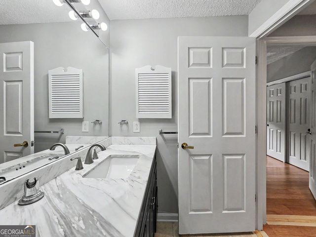 1800 Clairmont Lk Lake A314, Decatur, GA 30033