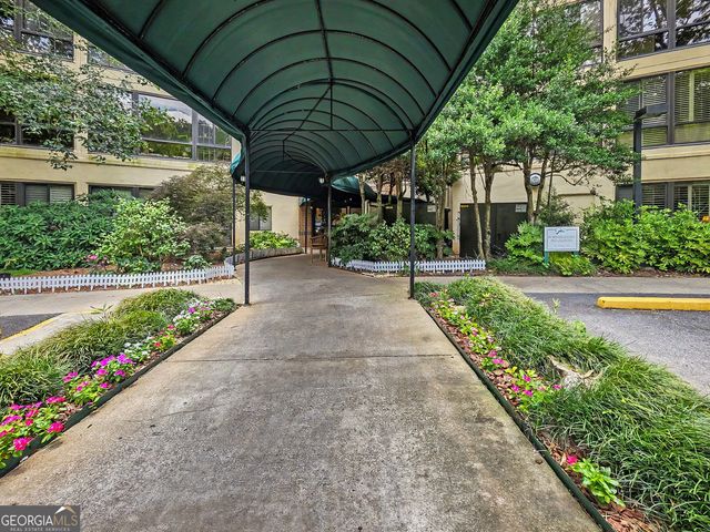 1800 Clairmont Lk Lake A314, Decatur, GA 30033