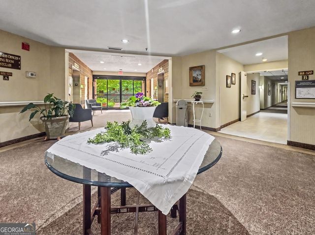 1800 Clairmont Lk Lake A314, Decatur, GA 30033