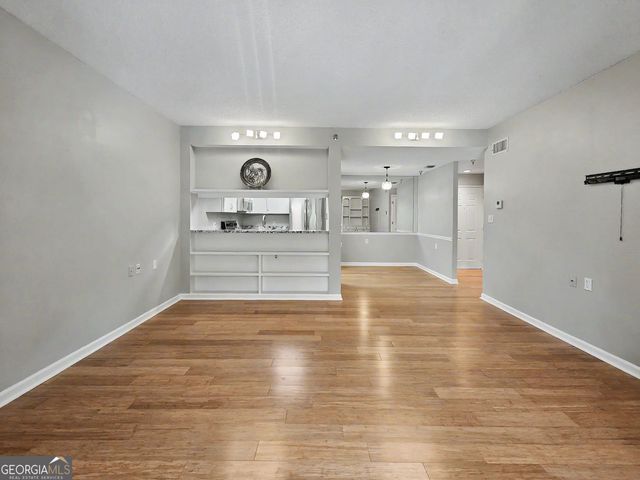 1800 Clairmont Lk Lake A314, Decatur, GA 30033
