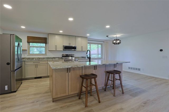 3573 Kemp Road, Beavercreek, OH 45431