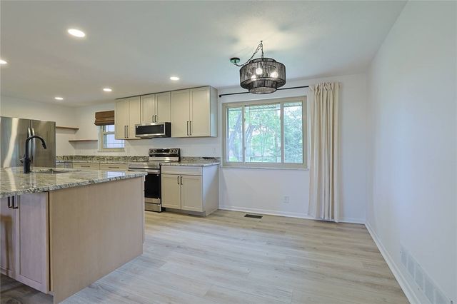 3573 Kemp Road, Beavercreek, OH 45431