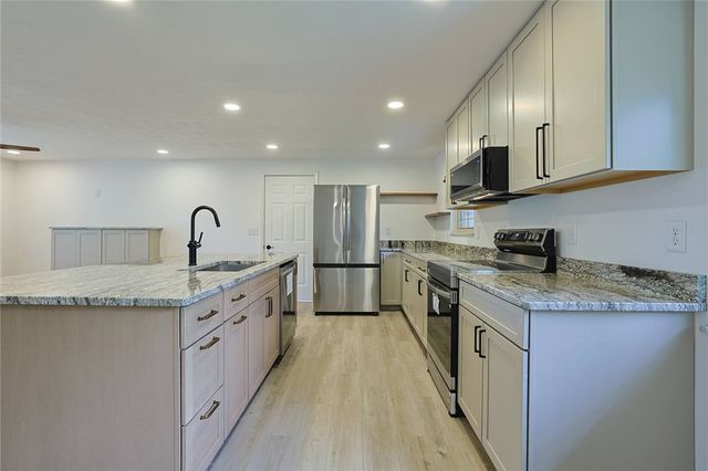 3573 Kemp Road, Beavercreek, OH 45431