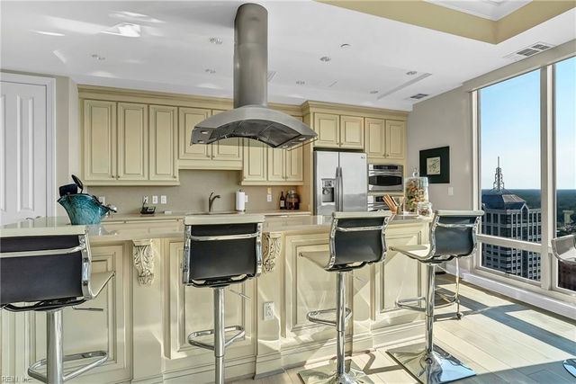 4545 Commerce St Unit 3303, Virginia Beach, VA 23462