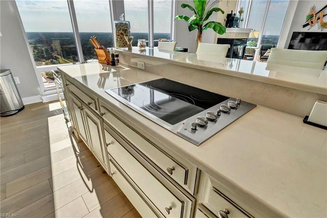 4545 Commerce St Unit 3303, Virginia Beach, VA 23462