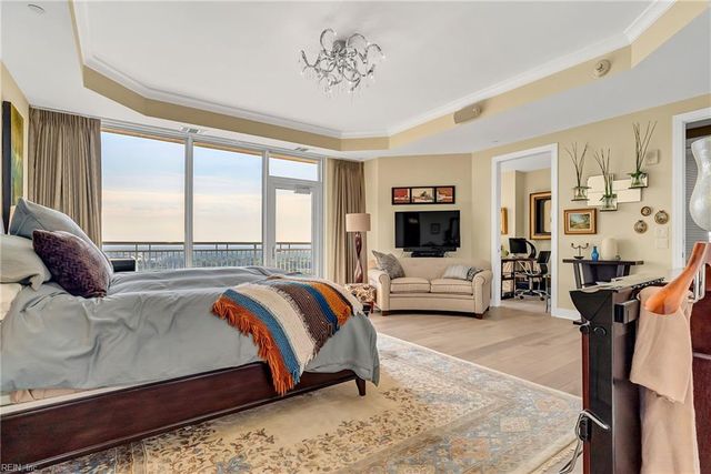 4545 Commerce St Unit 3303, Virginia Beach, VA 23462