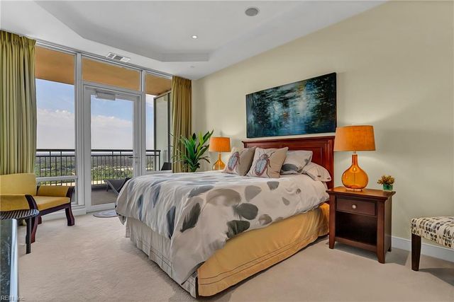 4545 Commerce St Unit 3303, Virginia Beach, VA 23462