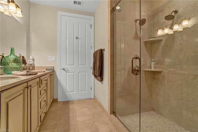 4545 Commerce St Unit 3303, Virginia Beach, VA 23462