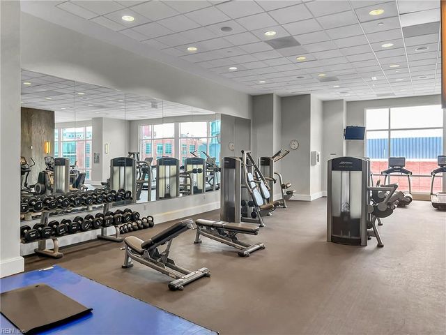 4545 Commerce St Unit 3303, Virginia Beach, VA 23462