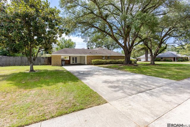 16458 Confederate Ave, Saint George, LA 70817
