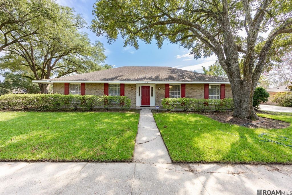 16458 Confederate Ave, Saint George, LA 70817