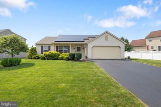 3305 JODI LN, Dover, PA 17315