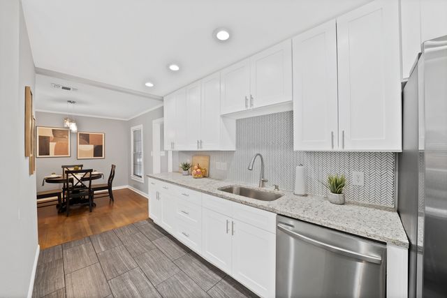 4028 Locke Avenue, Fort Worth, TX 76107