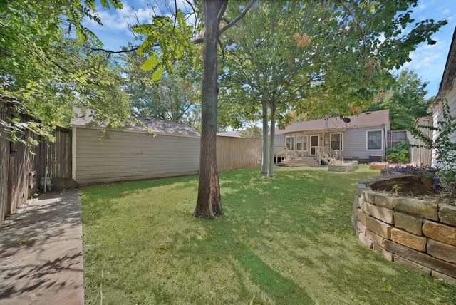 4028 Locke Avenue, Fort Worth, TX 76107