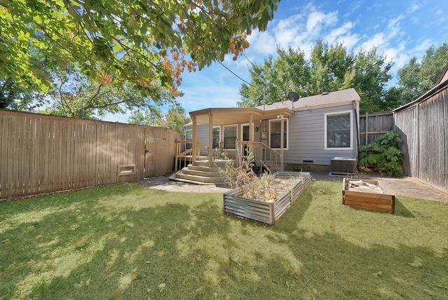 4028 Locke Avenue, Fort Worth, TX 76107