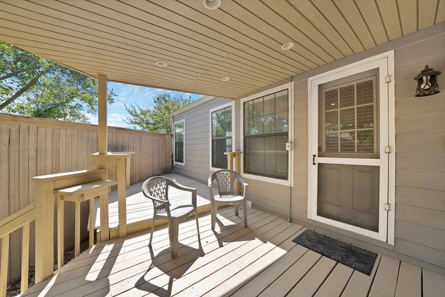 4028 Locke Avenue, Fort Worth, TX 76107