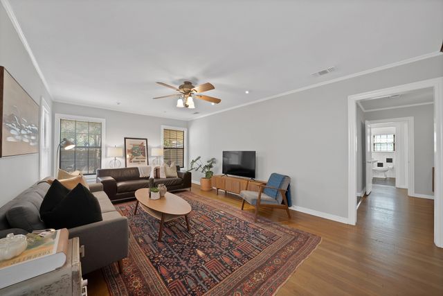 4028 Locke Avenue, Fort Worth, TX 76107