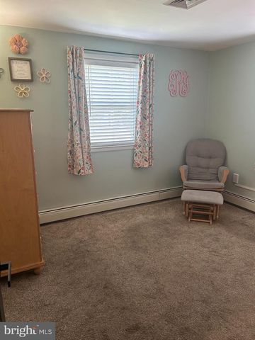 31 MAPLEVIEW DR, Feasterville Trevose, PA 19053