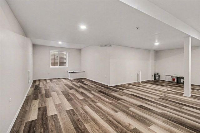 1215 Orchid Circle, Canton, MI 48187