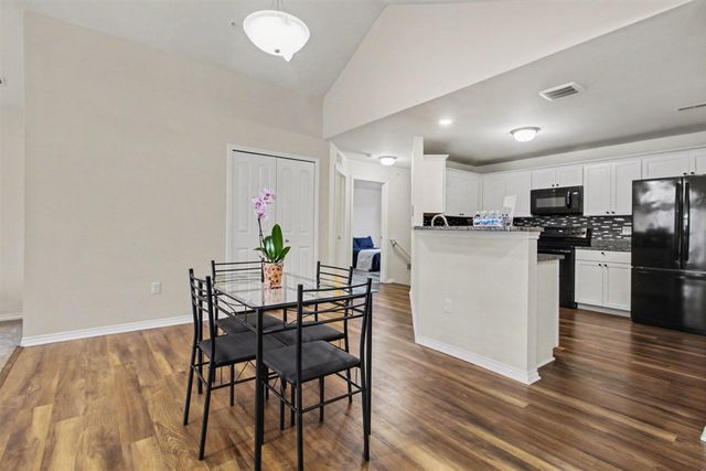 1215 Orchid Circle, Canton, MI 48187