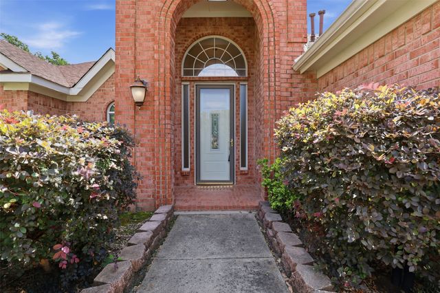 6320 Merritt Way Court, Arlington, TX 76018