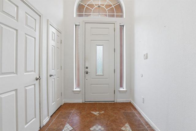 6320 Merritt Way Court, Arlington, TX 76018