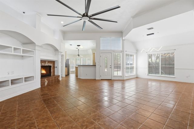 6320 Merritt Way Court, Arlington, TX 76018