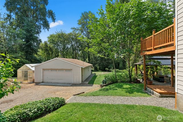 18011 18005 83rd Avenue NE, Kenmore, WA 98028