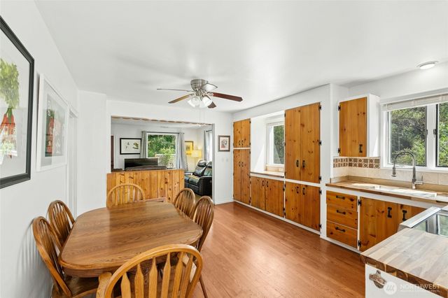 18011 18005 83rd Avenue NE, Kenmore, WA 98028
