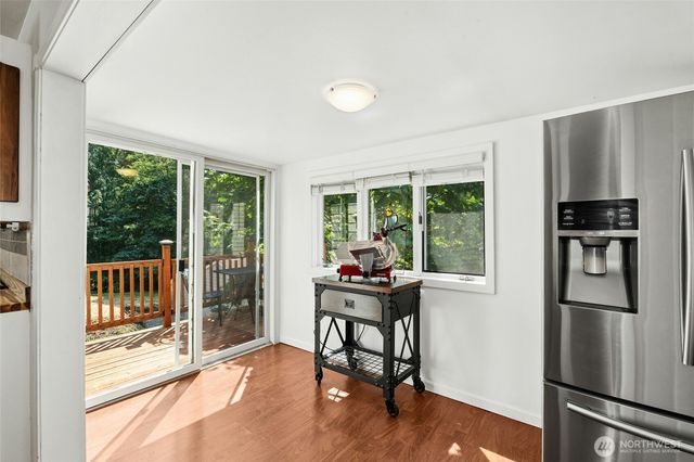18011 18005 83rd Avenue NE, Kenmore, WA 98028