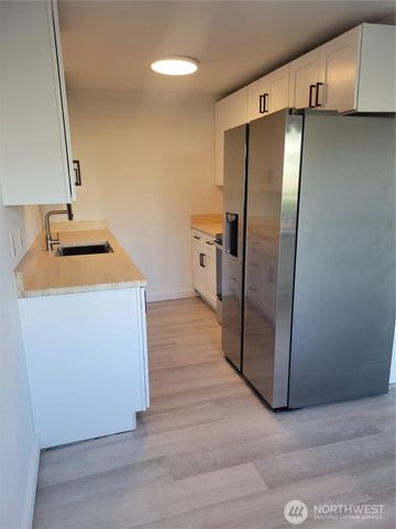 23003 Marine View Drive S, Des Moines, WA 98198