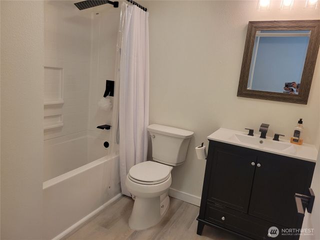 23003 Marine View Drive S, Des Moines, WA 98198