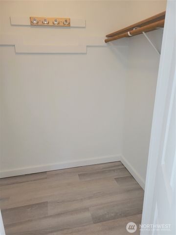 23003 Marine View Drive S, Des Moines, WA 98198