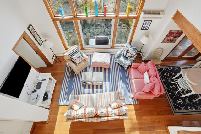 43 N Slope Lane, Chilmark, MA 02535