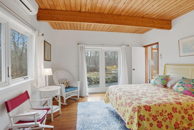 43 N Slope Lane, Chilmark, MA 02535