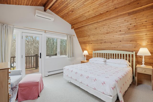 43 N Slope Lane, Chilmark, MA 02535